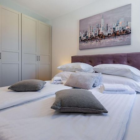 Campanula Apartment With Balcony Задар Екстериор снимка