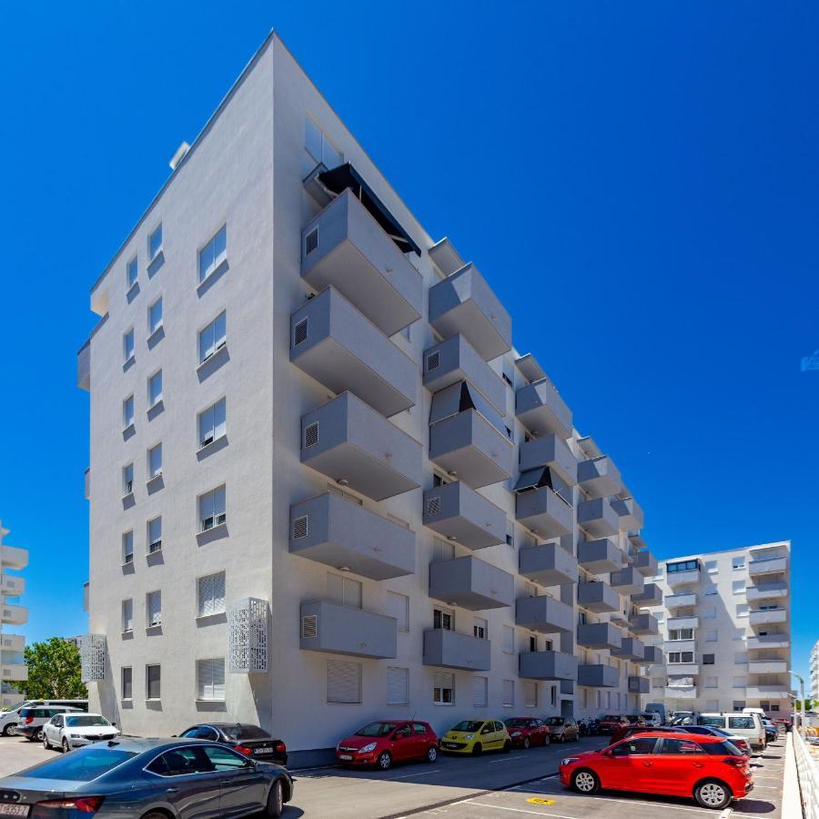 Campanula Apartment With Balcony Задар Екстериор снимка