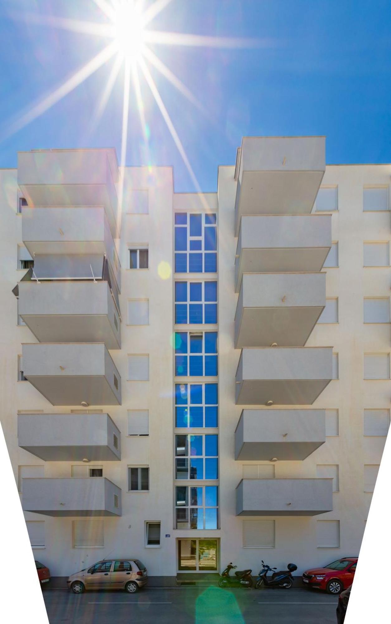 Campanula Apartment With Balcony Задар Екстериор снимка