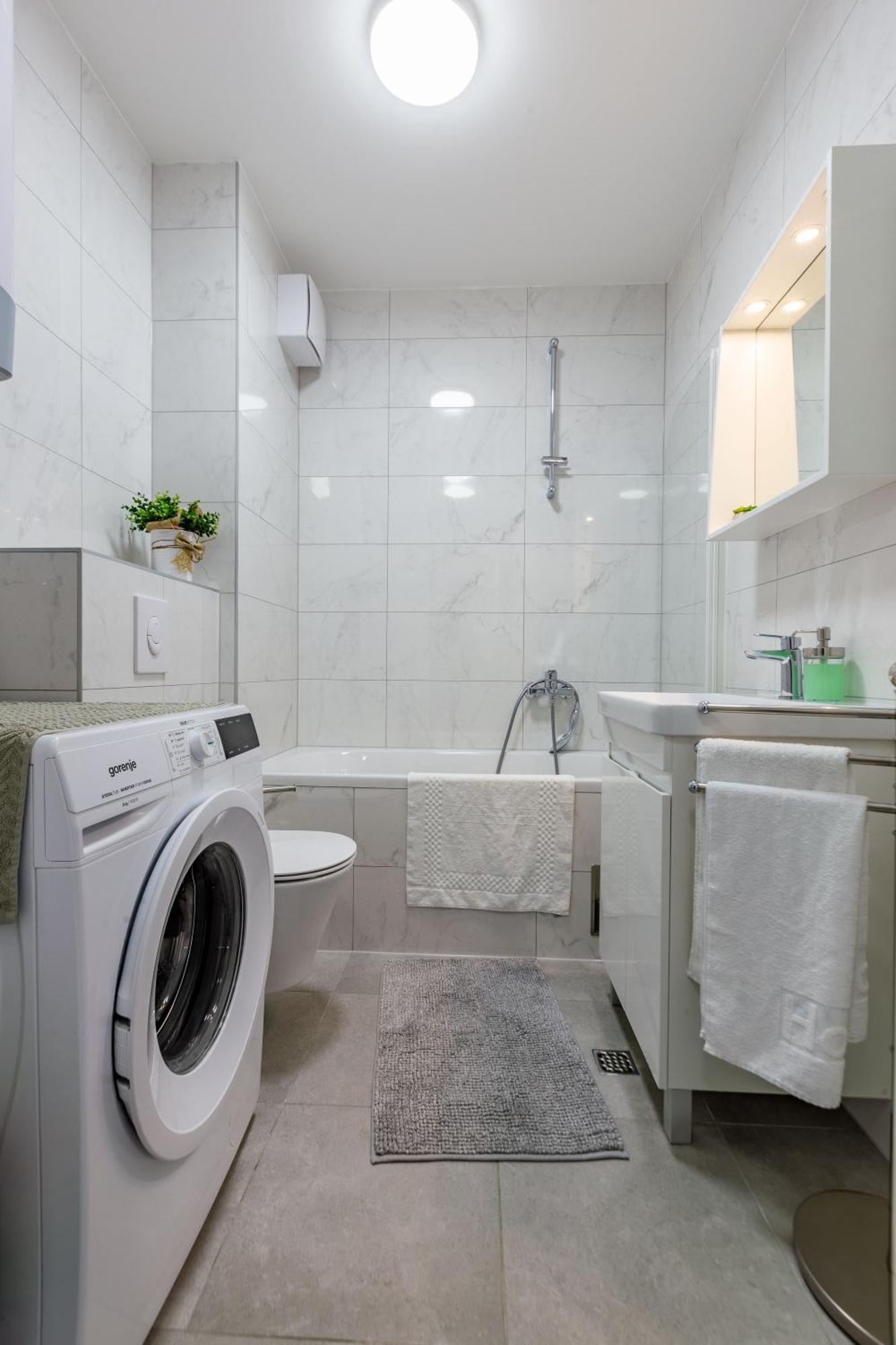 Campanula Apartment With Balcony Задар Екстериор снимка