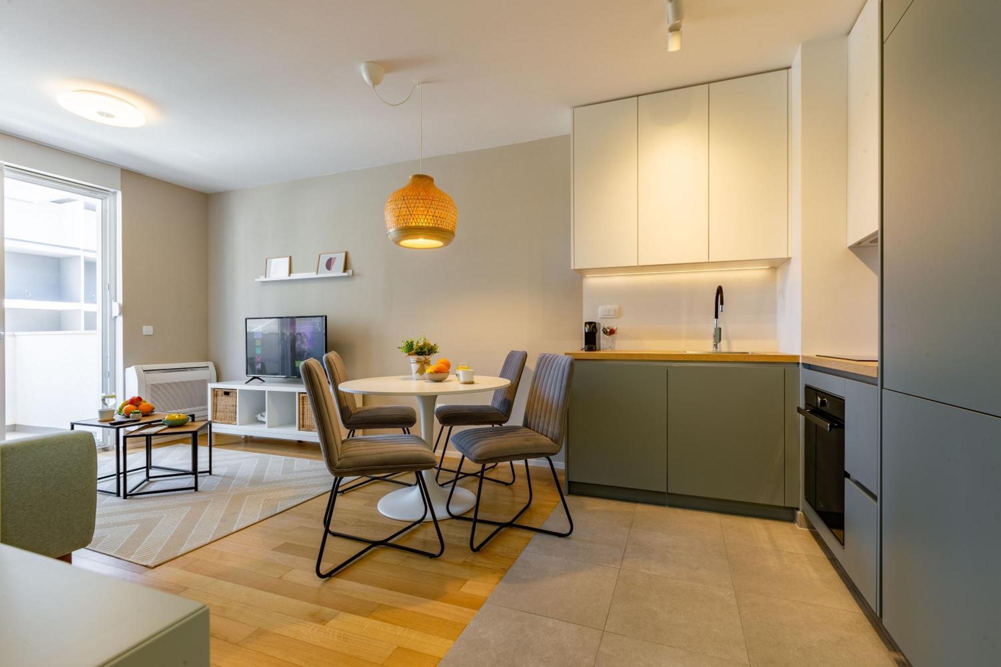 Campanula Apartment With Balcony Задар Екстериор снимка